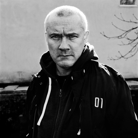 Damien_Hirst.jpeg