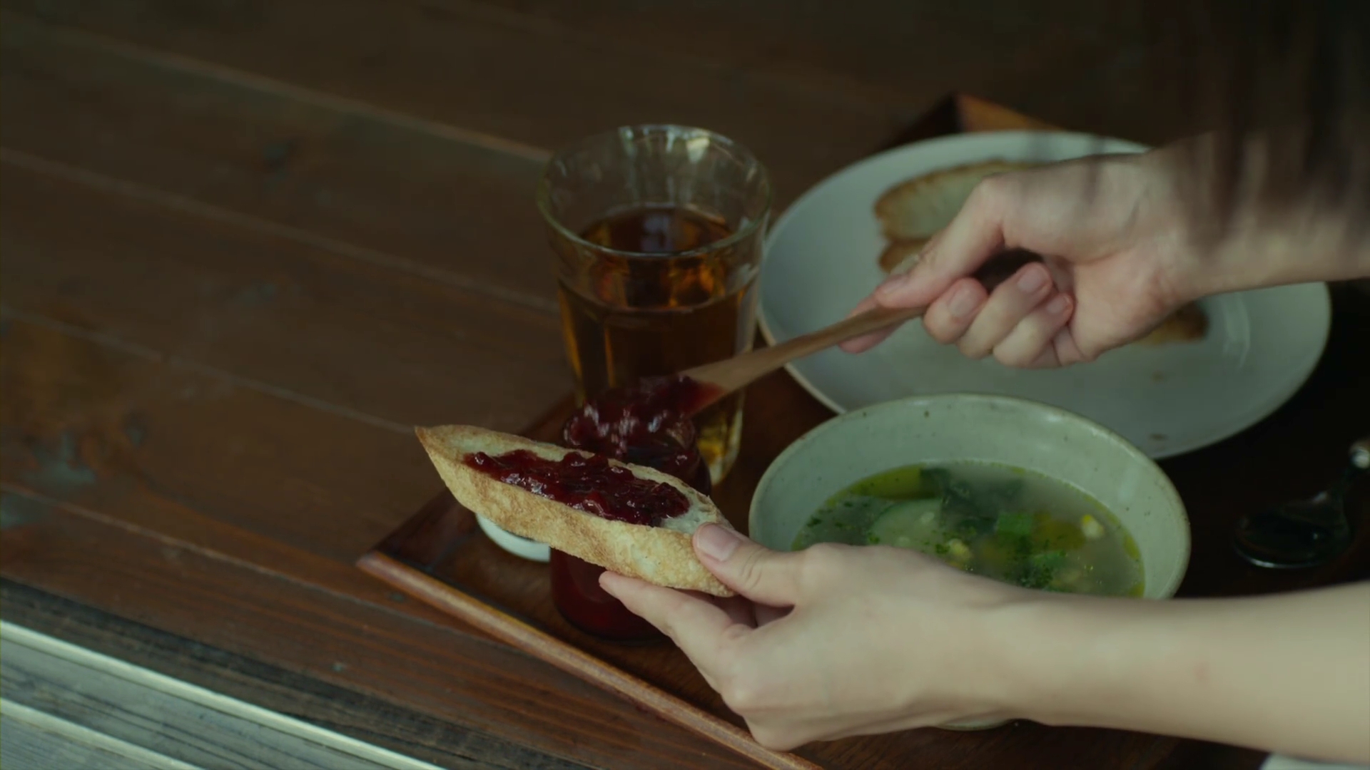 Little.Forest.Summer.Autumn.2014.1080p.BRRip.x264-PSW.mp4_001612152.jpg