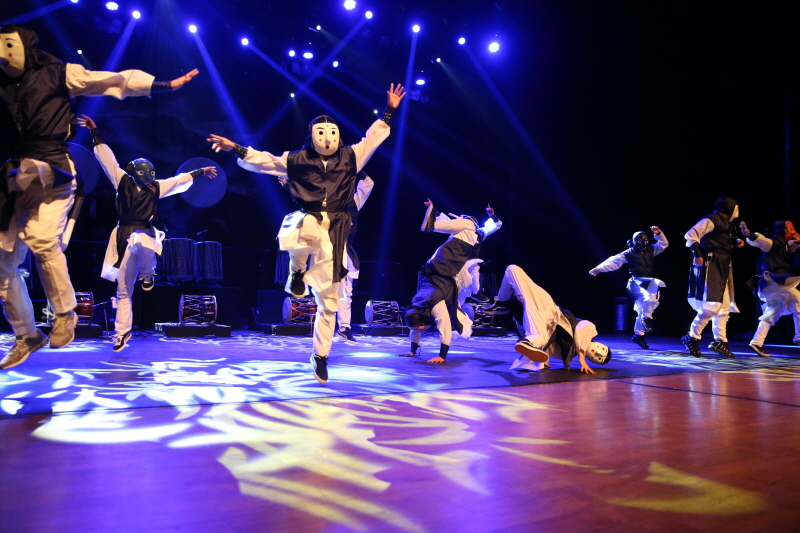 BreakdancingBoy.jpg