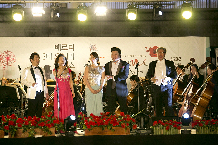 서울오페라페스티벌 2016 오페라 갈라쇼.jpg