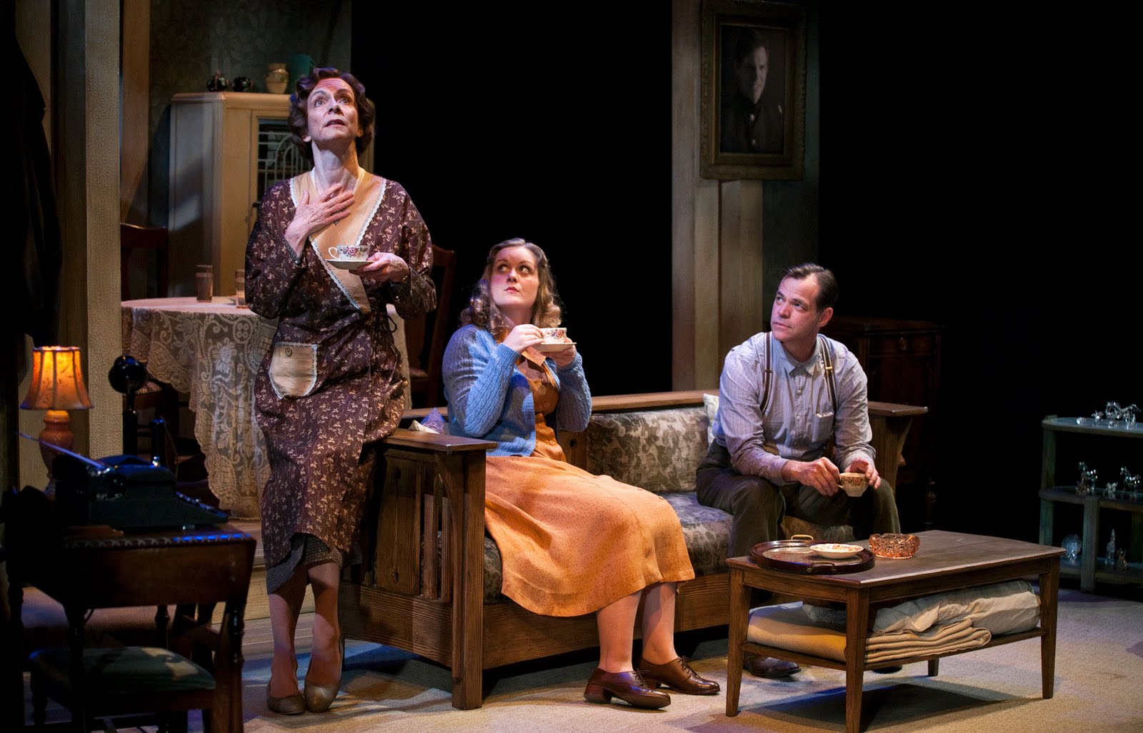 GLASS MENAGERIE 1.jpg