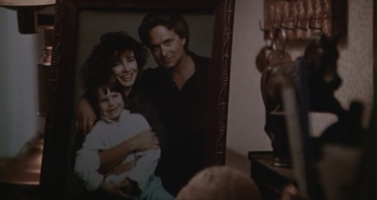 fatal-attraction-michael-douglas-29433616-1280-678.jpg