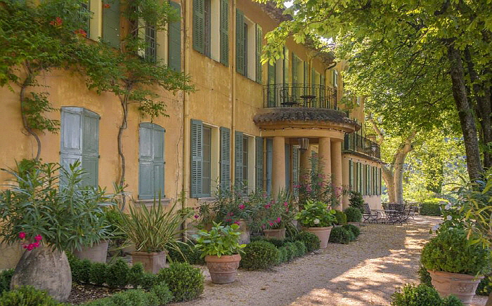 꾸미기_크기변환_Provence-wedding-venue1.jpg