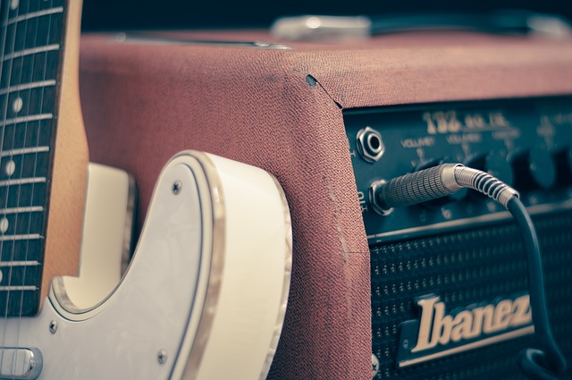 amplifier-756321_640.jpg