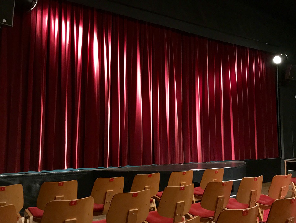 auditorium-3079906_960_720.jpg