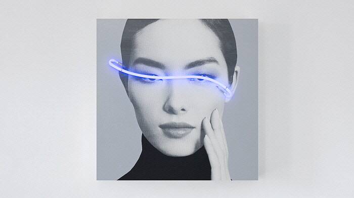 하비에르 마틴(Javier Martin),BLINDNESS ANNABEL LEE,2018,Acrylic paint over printed ink and neon,light on wood,85x85x10cm.jpg