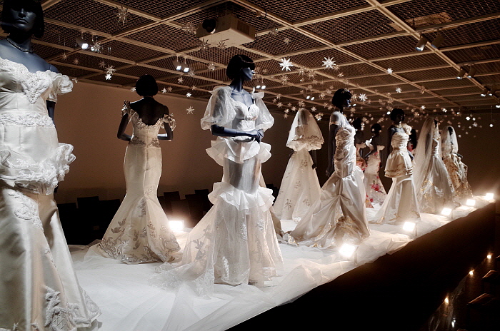 Show Must Go On by 앙드레 김 (8).jpg