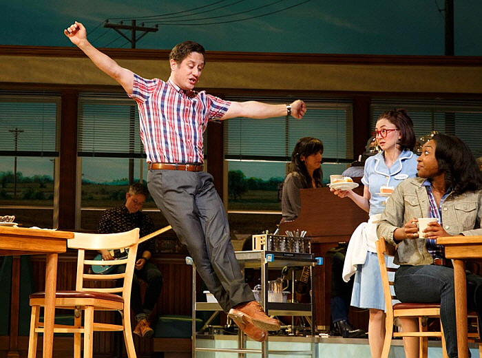 Waitress0244r.jpg