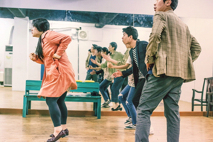우리가 아직 살아있네요_장면사진1.jpg