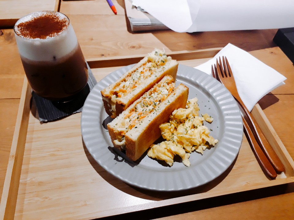 KakaoTalk_20180802_224319438.jpg