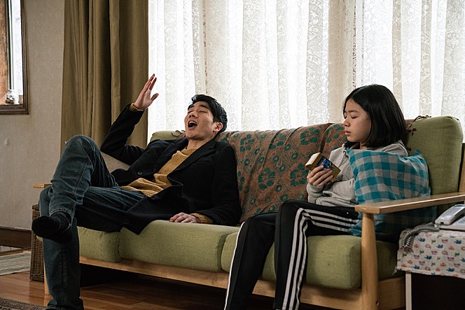어른도감 스틸컷4.jpg