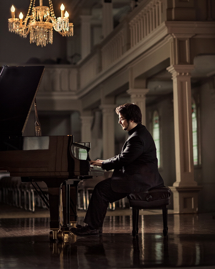 C.R-Hamelin_45647_ElizabethDelage.jpg