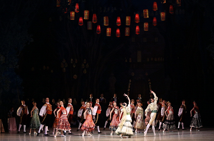 Don Quixote by Natasha Razina ⓒ State Academic Mariinsky Theatre (6).JPG