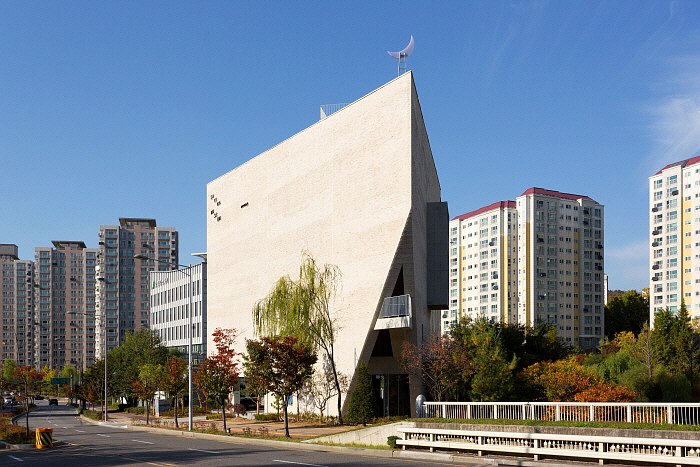 사비나미술관 외관사진 (3).jpg