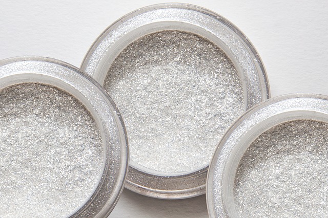 glitter-powder-186829_640.jpg