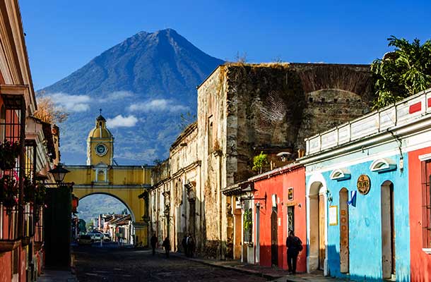 guatemala-burning-of-devil.jpg