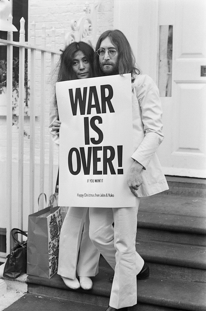 john&yoko_warisover.jpg
