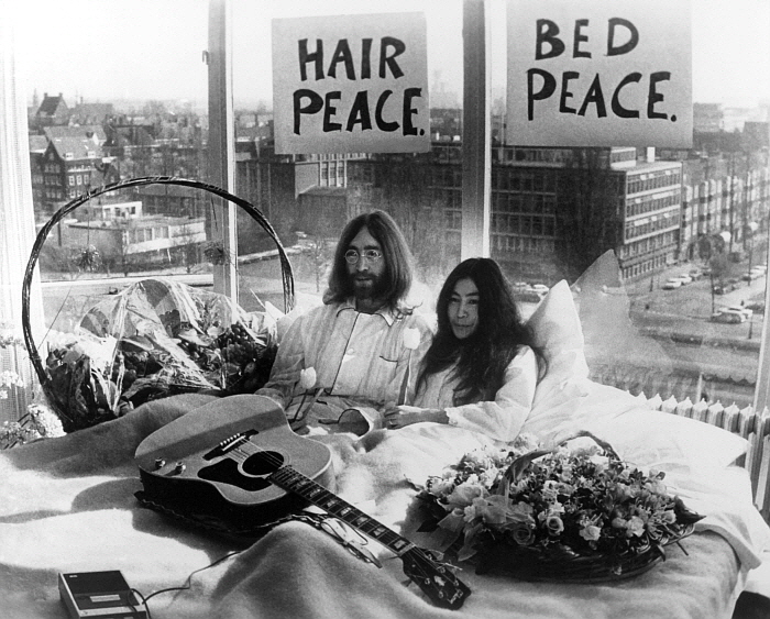 john&yoko_bedinpeace.jpg