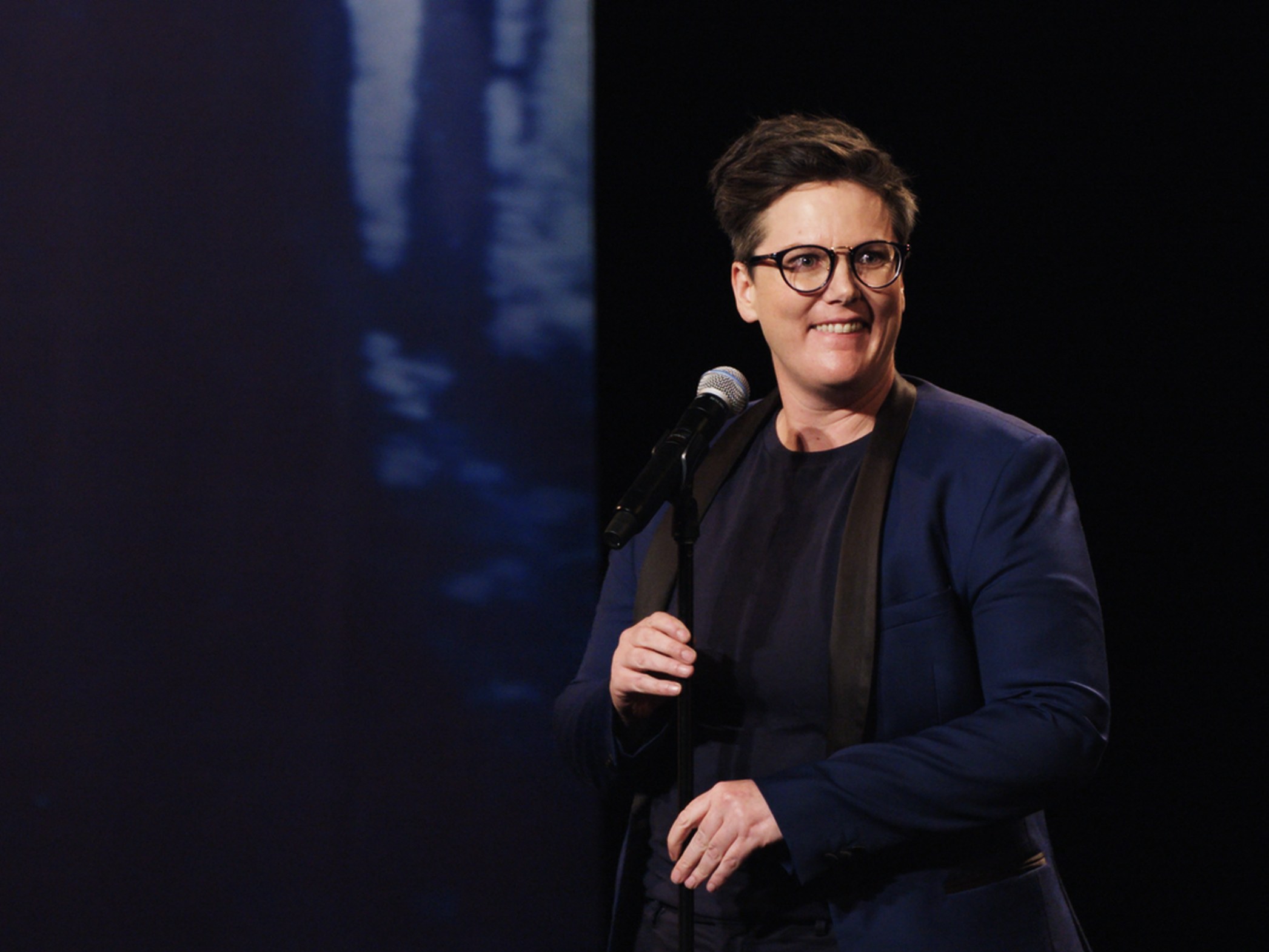 HannahGadsby_06.jpg