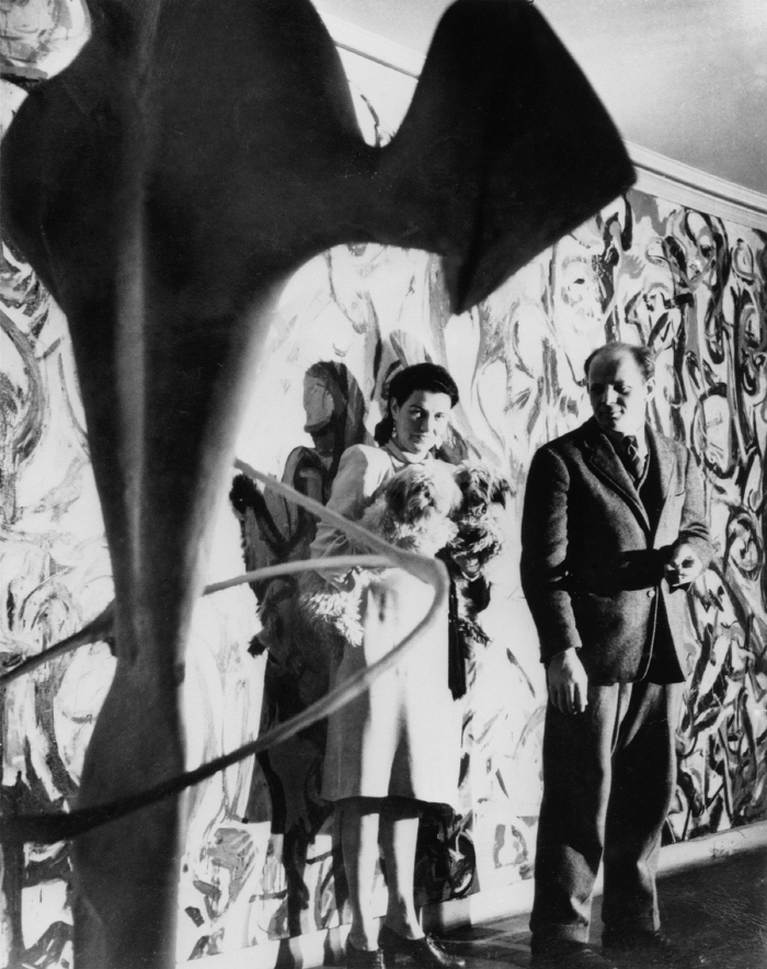 [크기변환]Peggy-Guggenheim-and-Jackson-Pollock-ph-from-Solomon-Guggenheim-with-permission.jpg