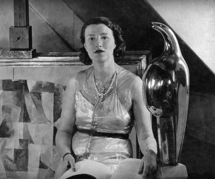 [크기변환]Confesiunile-unei-dependente-de-arta-Peggy-Guggenheim-si-Brancusi.jpg