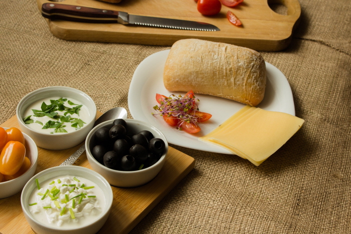_eating-3913025_1920.jpg