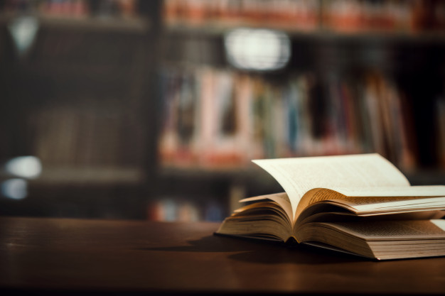 book-library-with-open-textbook_1150-5924.jpg