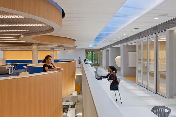 HR_2ndLongCorridor1_4965.jpg