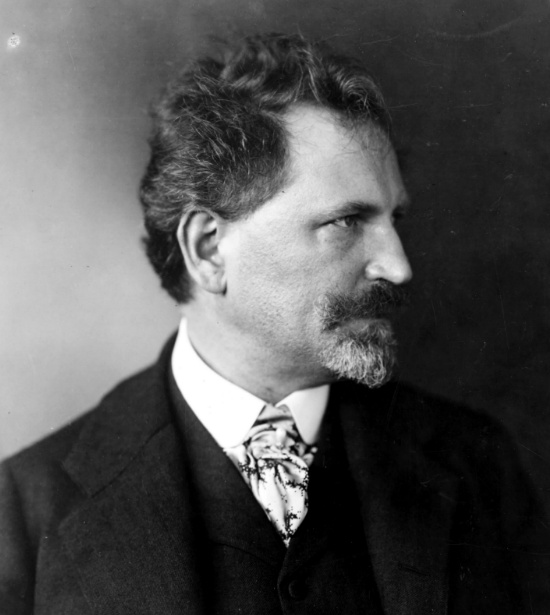 Alfons-Mucha.jpg