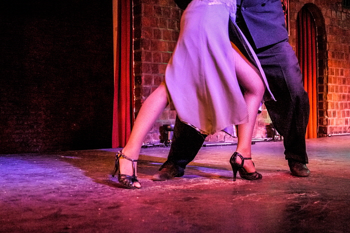 tango-18.jpg