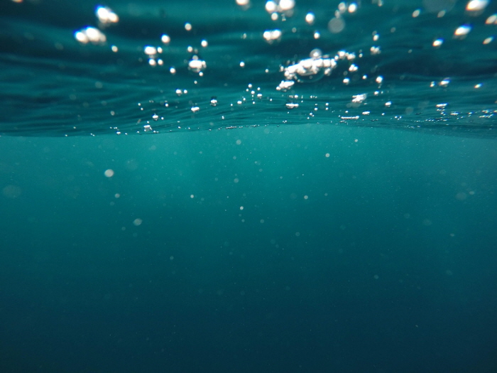 일괄편집_bubbles-1836457_1280.jpg