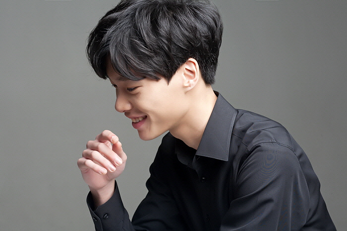 박진형 (1).jpg
