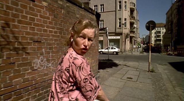 Run Lola Run.1998.DivX.AC3-CD1.avi_000796379.jpg