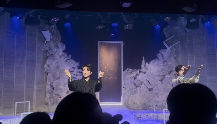 [PRESS] 끝에서 시작되는 역설, 뮤지컬 \'죽음에 관하여\' [공연]