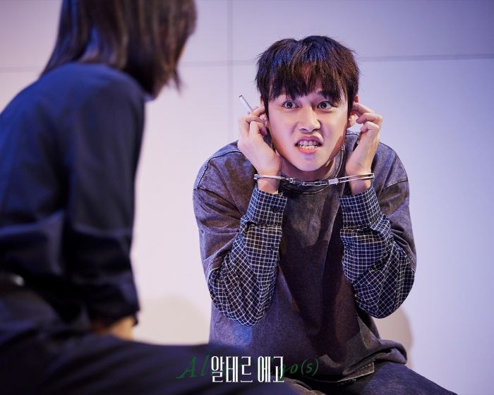 [PRESS] 수십 개로 쪼개진 인격, 괴물이라 불리던 남자 - 연극 \'알테르 에고\' [공연]