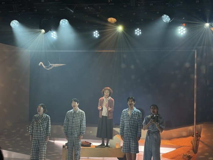 [Review] 햇살과 바람이 되어 너에게 건네는 다정한 온기 - 뮤지컬 \'이상한 나라의 춘자씨\' [공연]