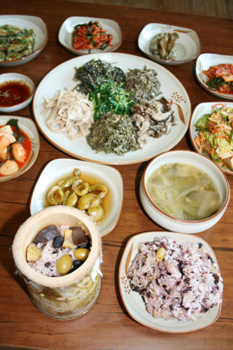 청뫼향식당.jpg