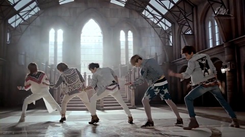 sherlock_dance-muxed.mp4_000009976.jpg