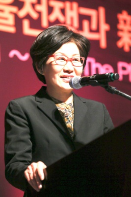 김해선저자사진.jpg