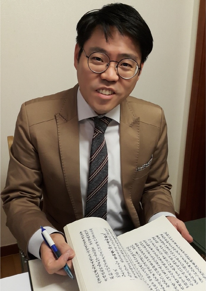 장준호 박사. (현재 서강대 사학과 강사).jpg