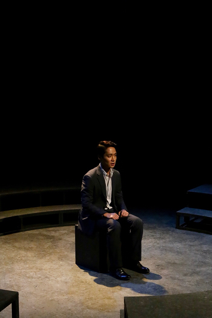 이방인공연사진 (22).jpg