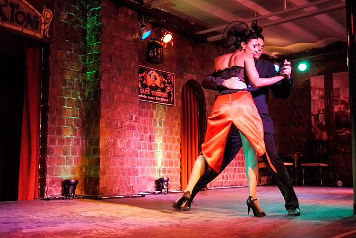 tango-14.jpg