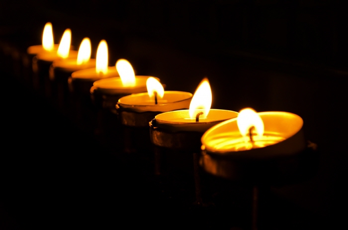 candles-1365440526ChI.jpg