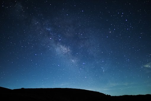 milky-way-3874425__340.jpg