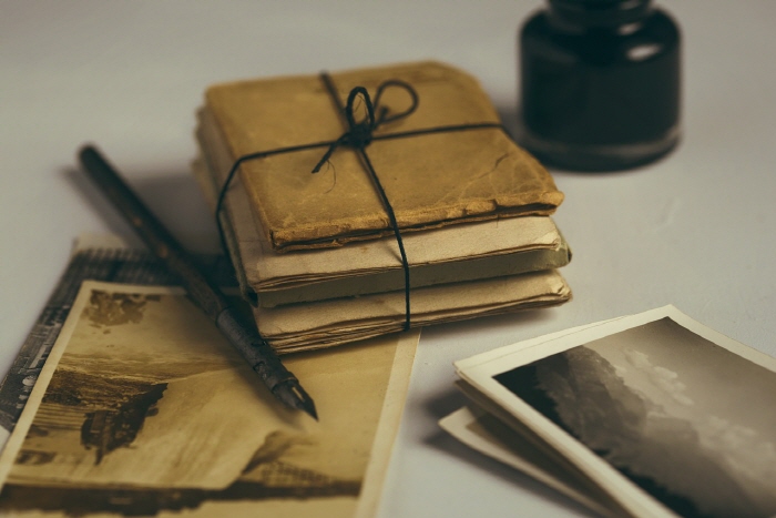 크기변환_old-letters-1082299_1280.jpg