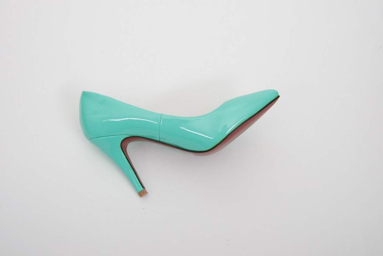high-heels-606308_1280.jpg