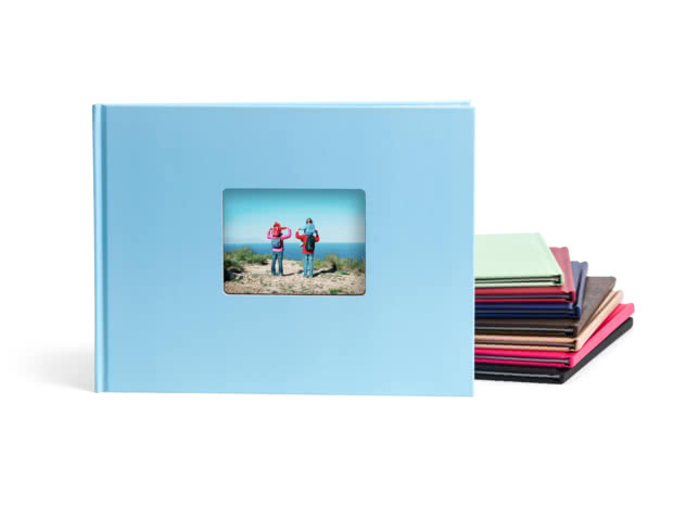 91b305c90d9ca7371e1b81155110a6624975d153_a4-classic-photo-book-standard-hardcover-detail-4_3-620.jpg
