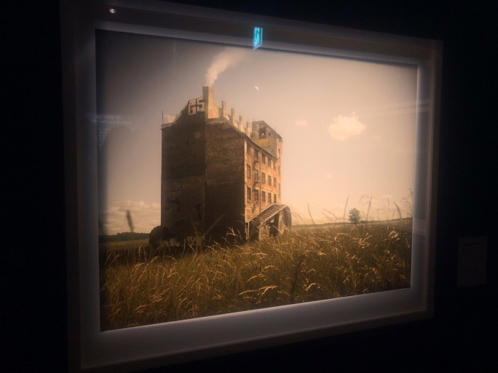 크기변환_leaving home.jpg