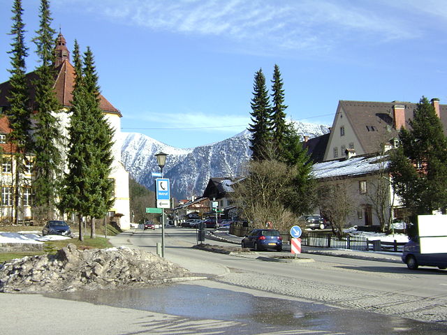 640px-Ettal_in_March_2008.JPG