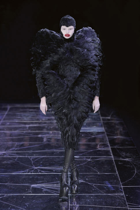SL.15.2011.9.99a–e_mcq.2085.AV1.jpg
